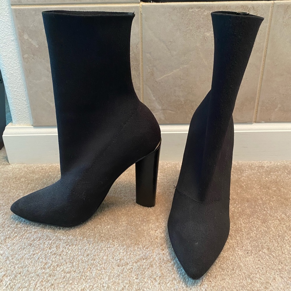 Steve Madden Capitol Stretch Bootie